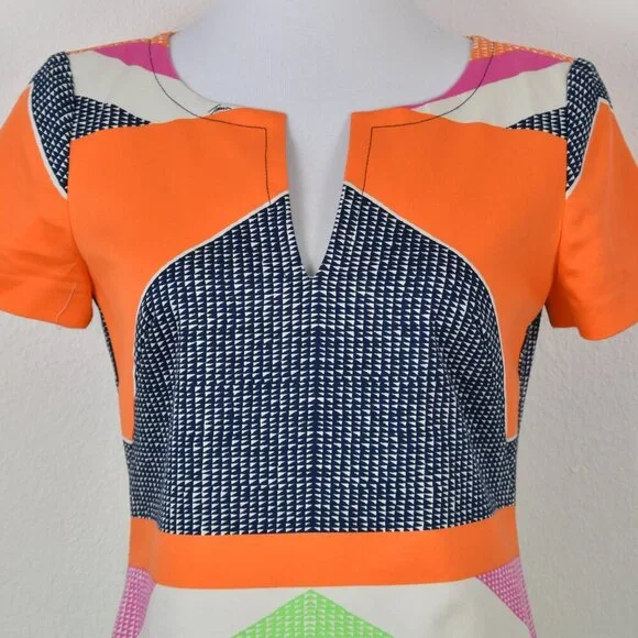 Trina Turk Lincoln Road Museum Short Sleeve Dress - 2 - Picture 2 of 8